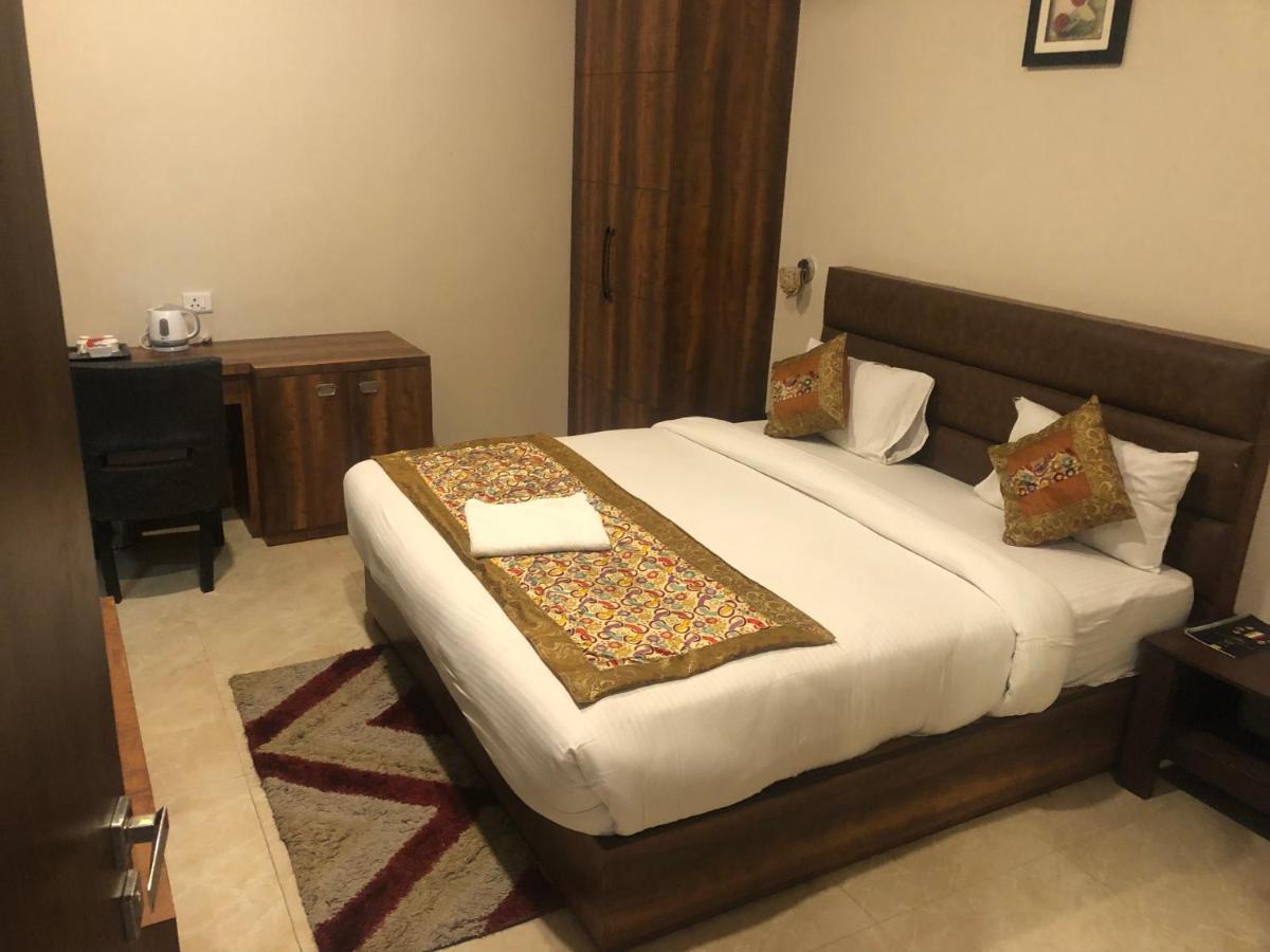 Hotel Radiance Courtyard Varanasi Dış mekan fotoğraf