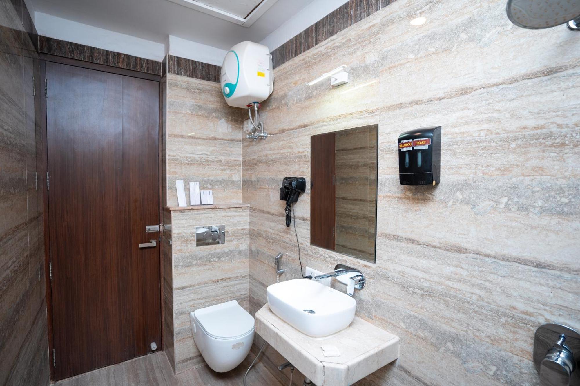Hotel Radiance Courtyard Varanasi Dış mekan fotoğraf