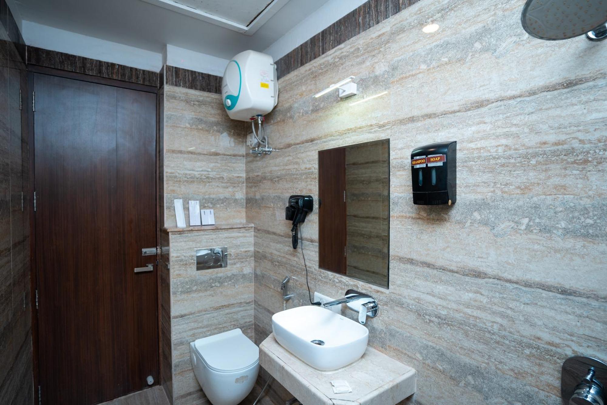 Hotel Radiance Courtyard Varanasi Dış mekan fotoğraf
