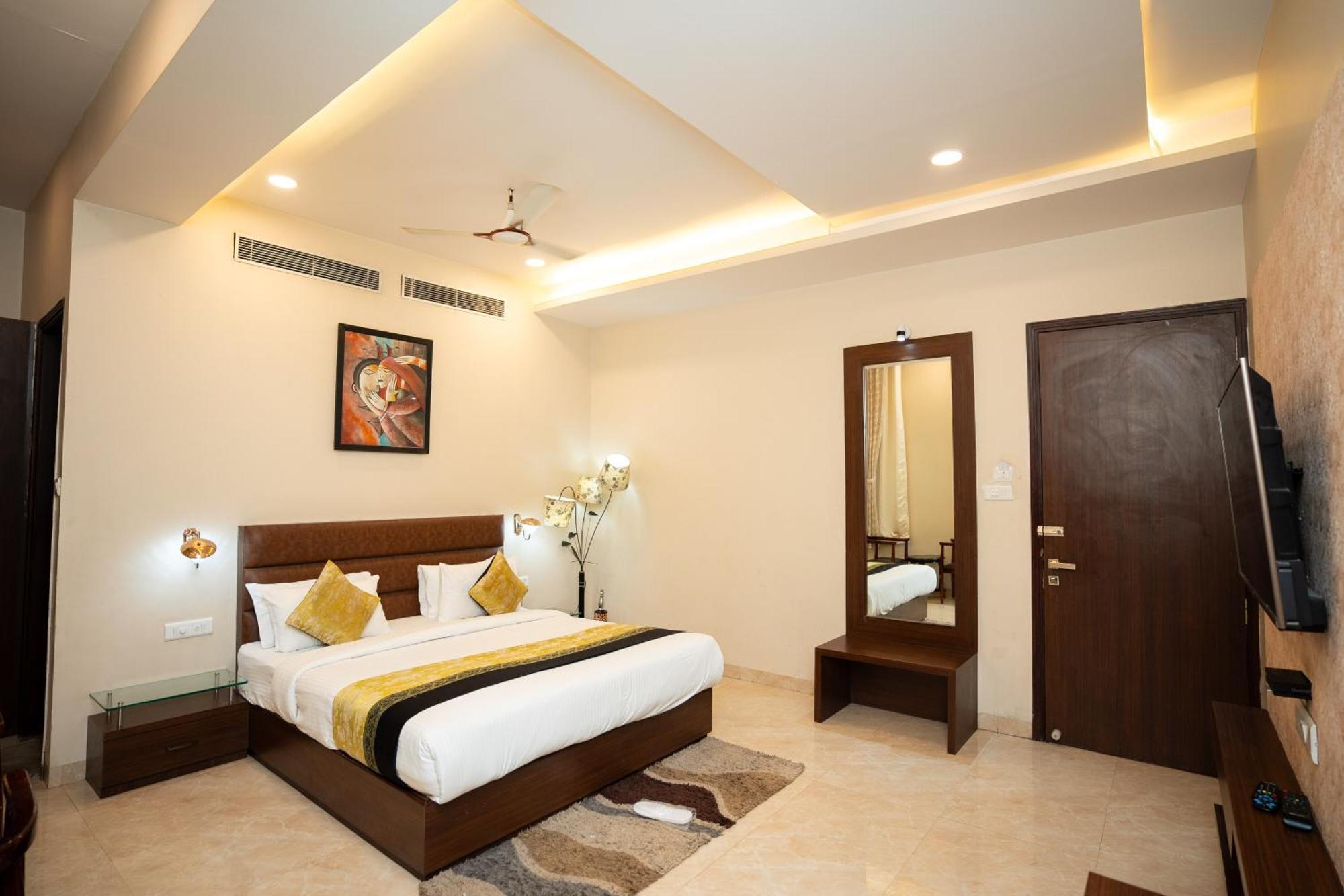 Hotel Radiance Courtyard Varanasi Dış mekan fotoğraf